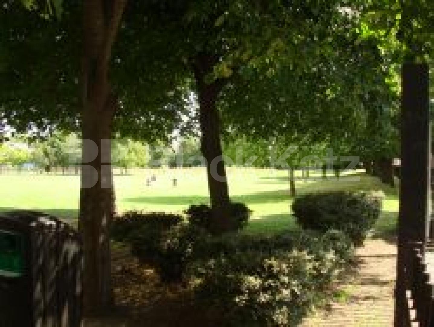 			New Instruciton, 1 Bedroom, 1 bath, 1 reception Flat			 Mc Kenzie Road, CALEDONIAN ROAD